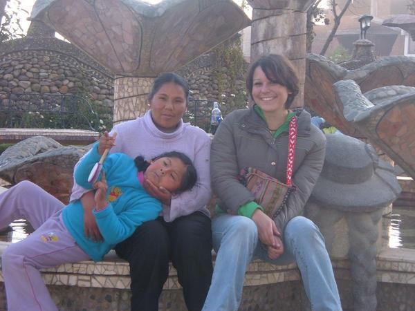 Ma Fe, Delia and me at Parque del Identidad