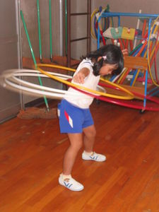 Hula hoop expert