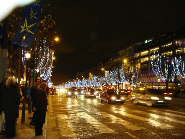 Champs-Élysées illumination