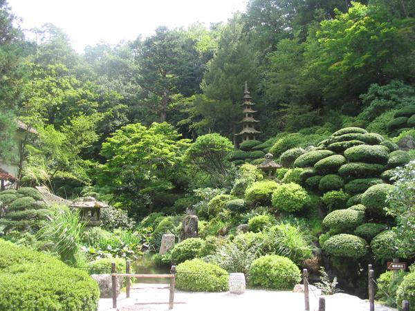 Itohara Memorial Hall - Itohara Family Garden