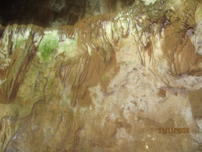the gruta (cave)