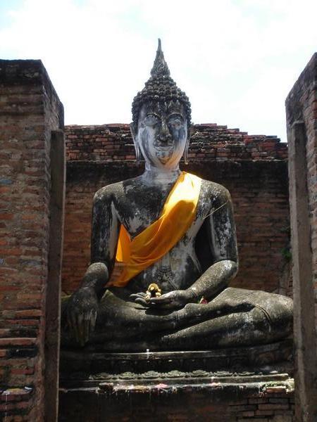 Rangi with Buddha