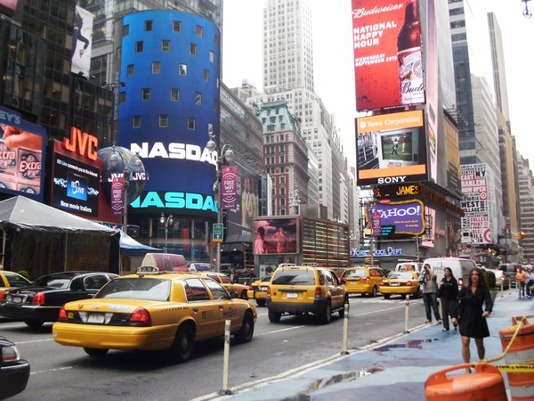 Time Square et ses Yellow Cab
