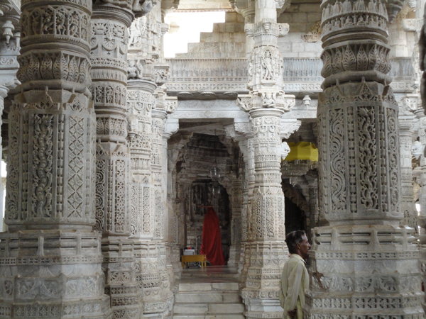 Examples of the Pillars in Ranakpur Temple...