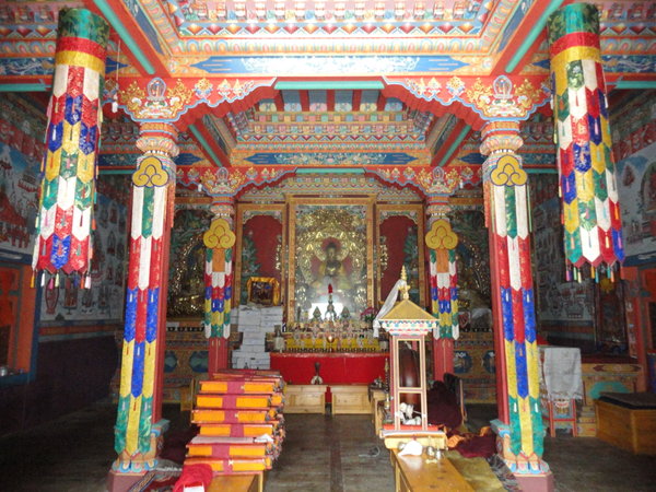 Interior of a buddhist temple in Upper Pisang...