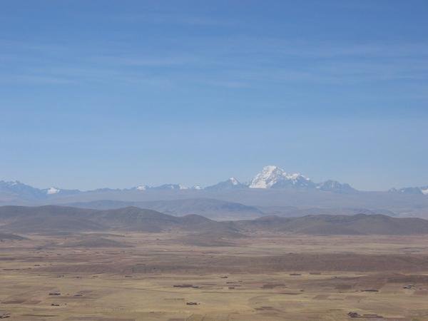 View on the way back from Tiwanaku