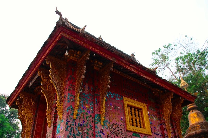 Wat Xieng Thong - pink temple