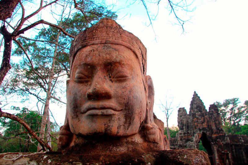 Diva before Angkor Thom Gateway