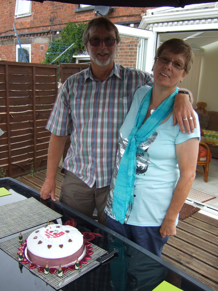 Jan and Graham with THE cake