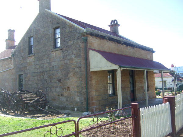 Historic Pringle Cottage 