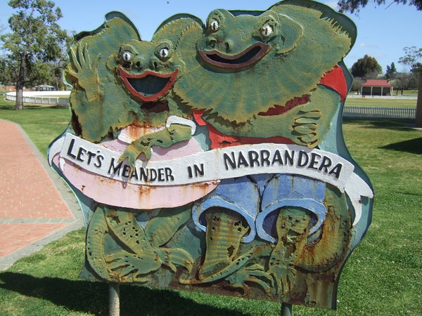 Meandering in Narrandera (again)