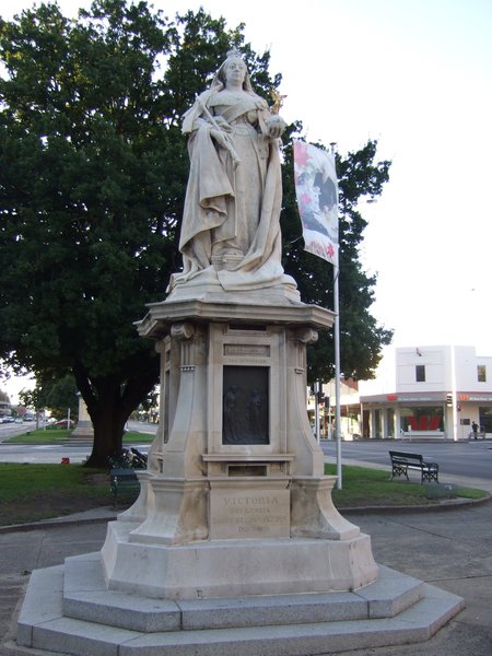 Queen Victoria in the centre of Ballarat