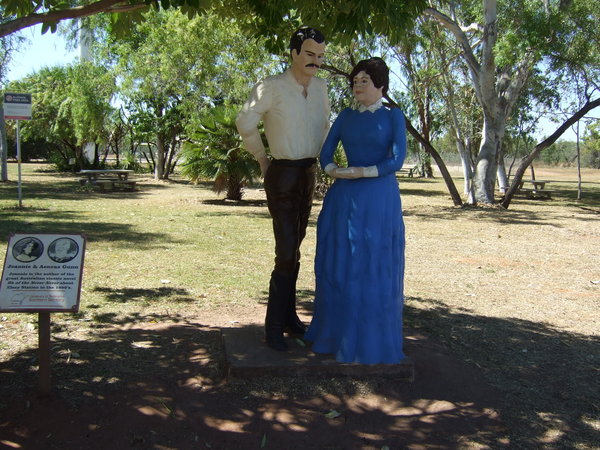 In Mataranka Park - images of Aeneas and Jeannie Gunn