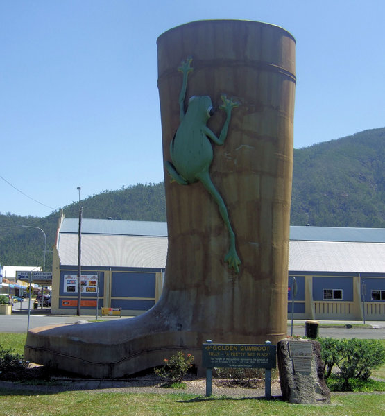 Tully's giant gum boot