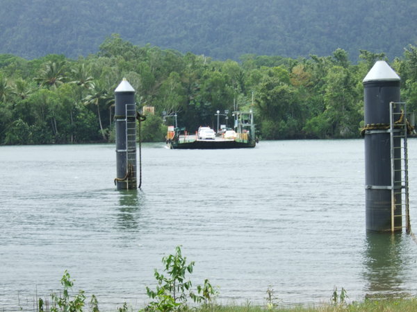 The Daintree car ferry approaches
