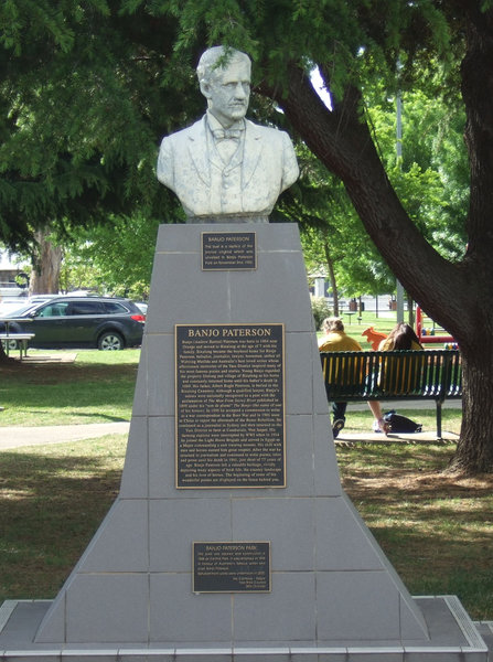 Fine memorial to Banjo Paterson