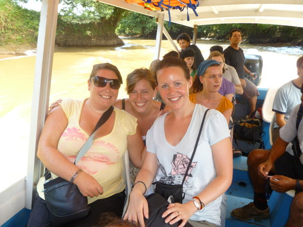 Water taxi to Tortuguero