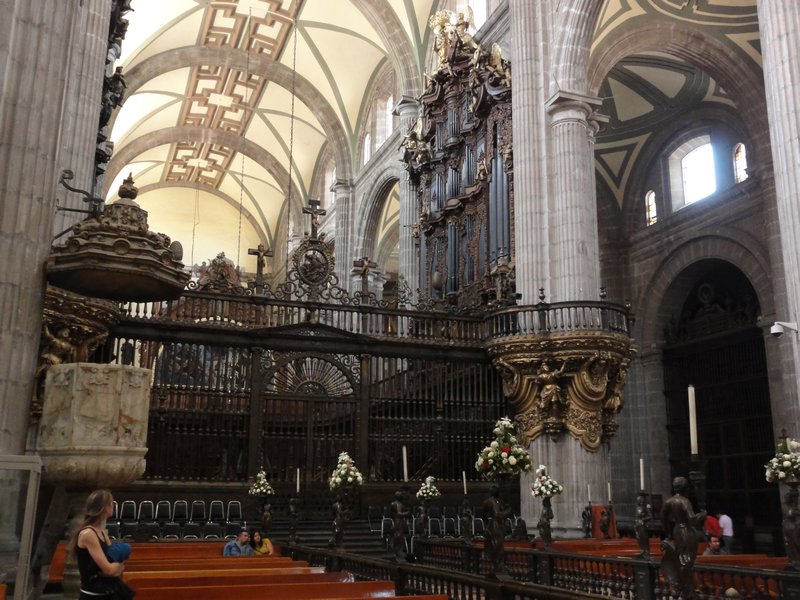 Another view of the organ