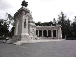 Financial  District - park monument