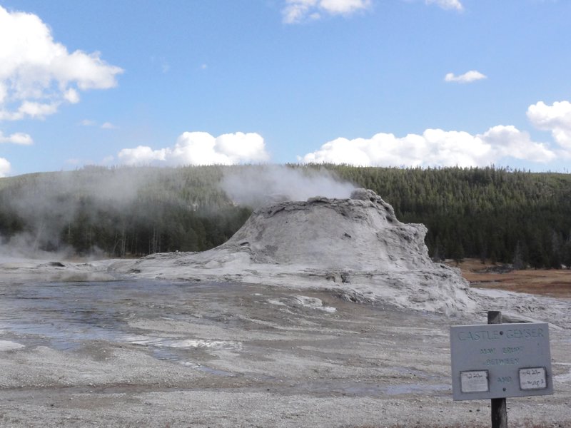 Castle geyser