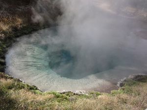 west thumb - blue funnel spring