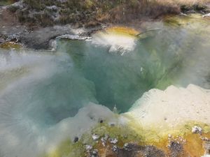 west thumb - blue funnel spring