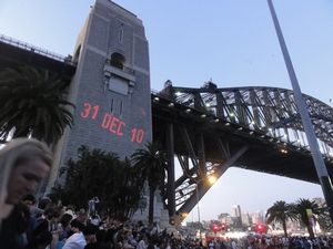Sydney Harbour Bridge 730pm