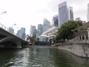 Singapore Boat trip - downtown