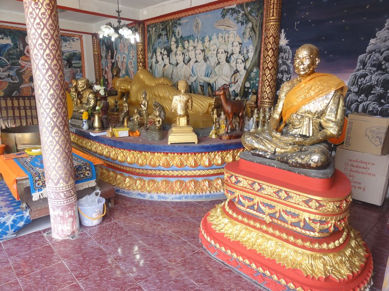 Wat Phra Ya - Sleeping Buddha
