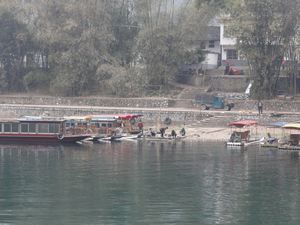River LI - Villagers - Boat hire