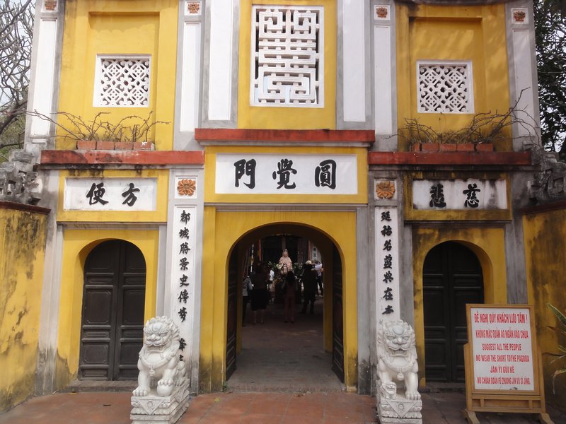 Inside Ho Chi Mhin Museum