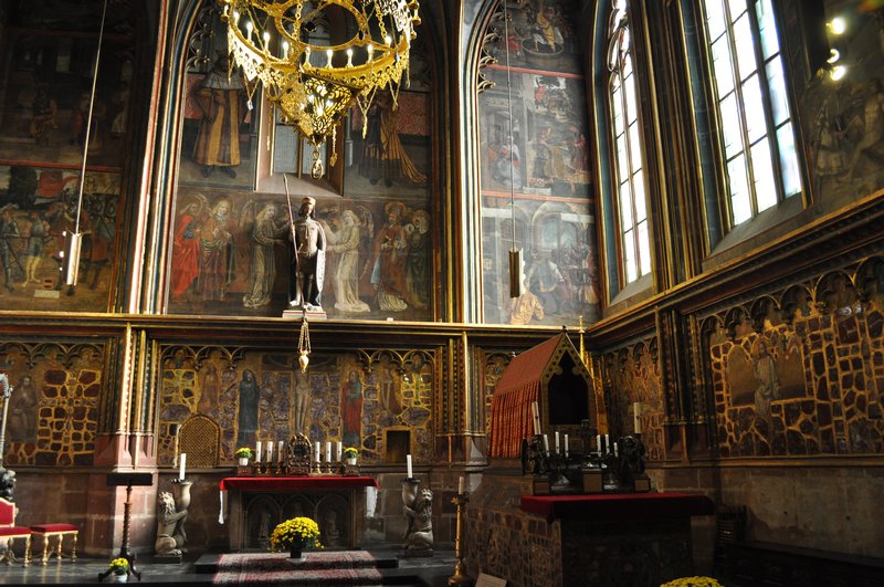 inside St Vitus's 