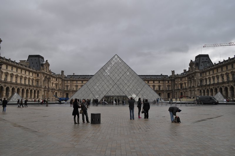 Le Louvre Pyramid