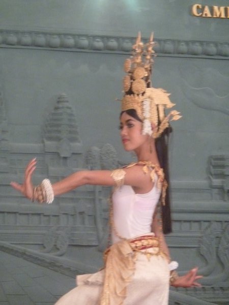 Apsara Dancer