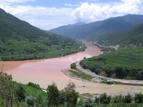 Yangzi and side river
