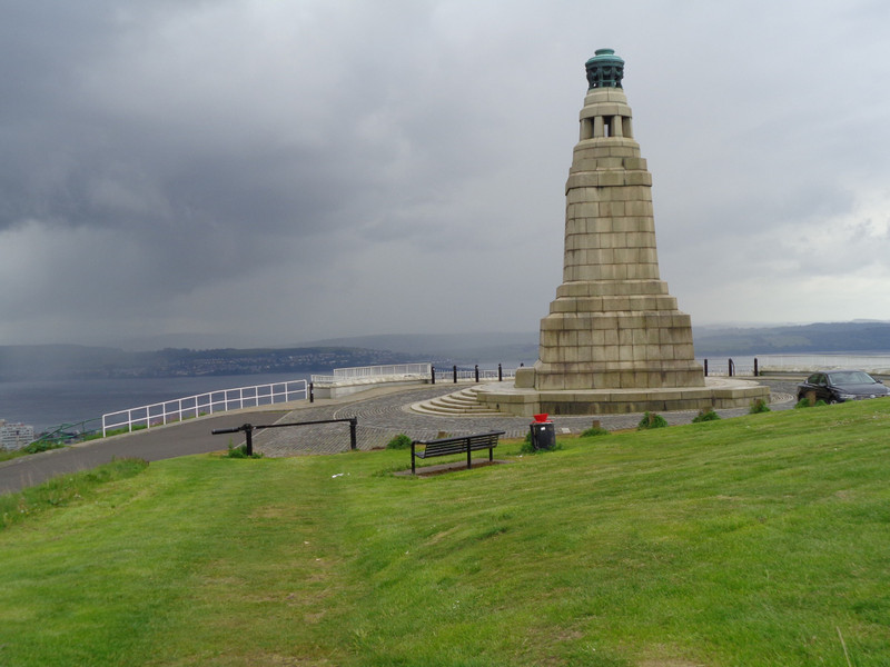 Dundee Law