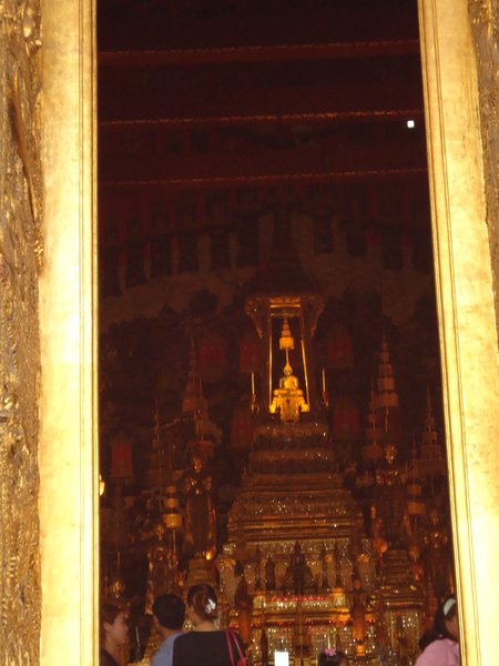 Emeral Budha