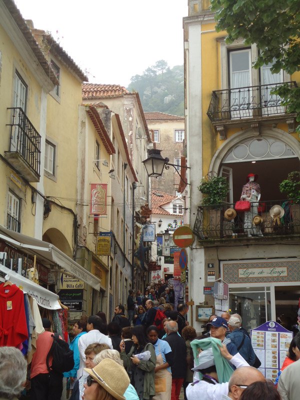 The crowds of Sintra