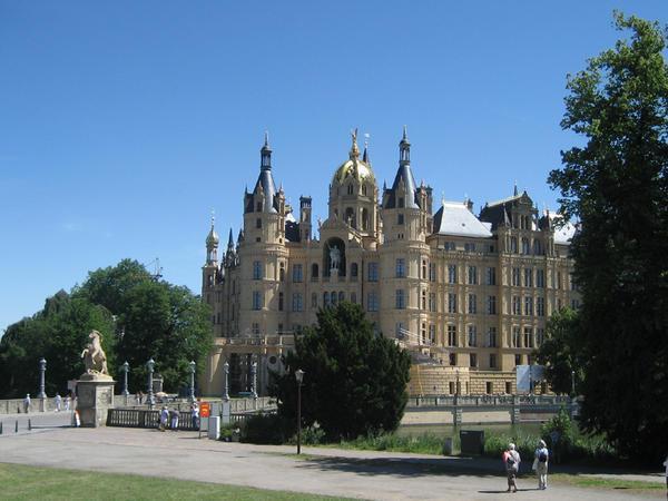 3 - Schwerin Castle