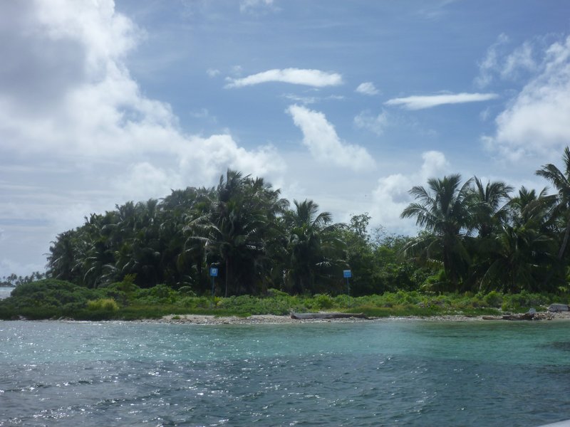 island between dives