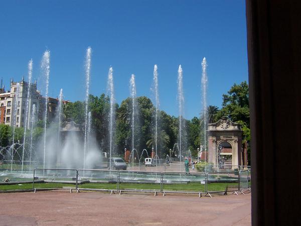 dancing fountain!! (we had lunch here)