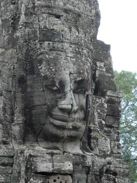 Buddha Face (4 sided wall, face on each side)