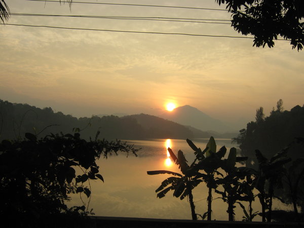 Sunrise at the Dam