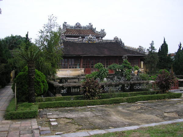 Quang Minh Palace