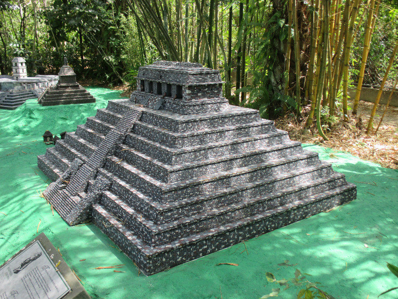 Mayan pyramides