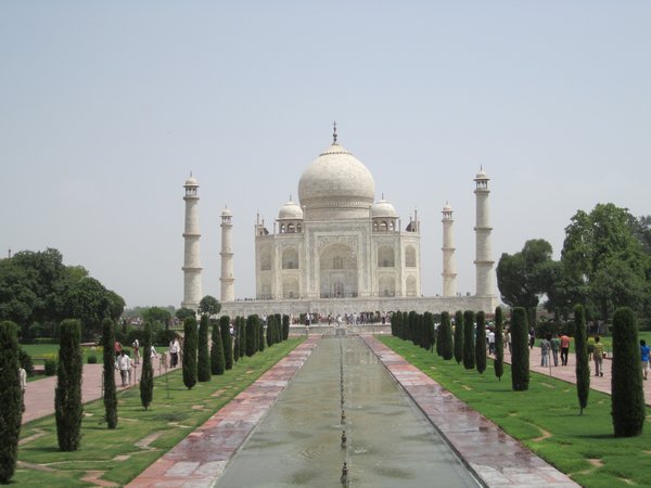 About 350 years ago the Taj Mahal was built before any modern machinary was available.  It took 21 years to complete.  Over 1000 elephants and 20-30 oxen per cart were used to haul marble from caves and across hundreds of miles to Agra.