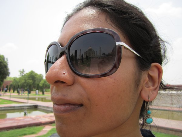 Taj Mahal reflection in Reen's sunglasses