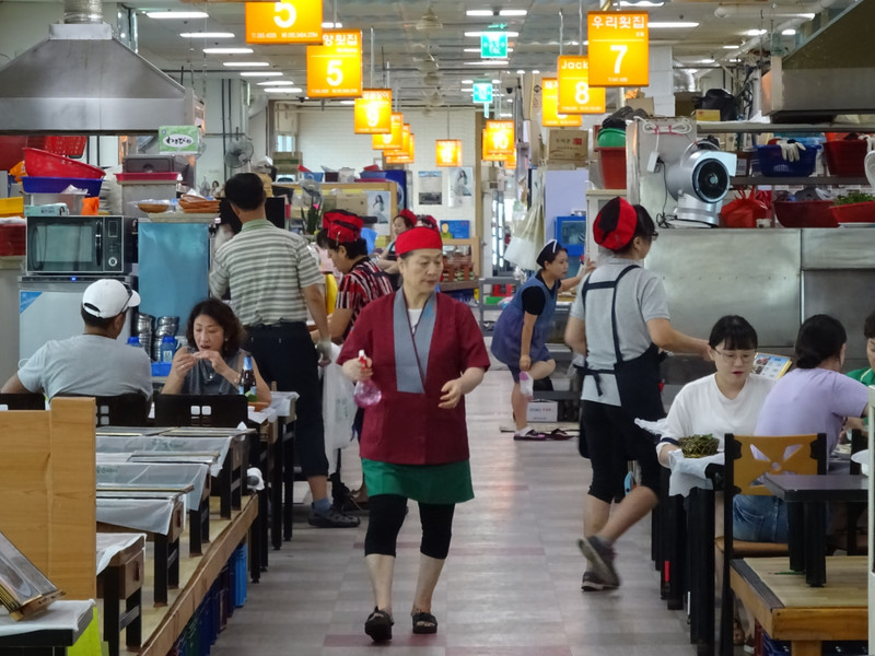 Jagalchi Fish Market, Busan
