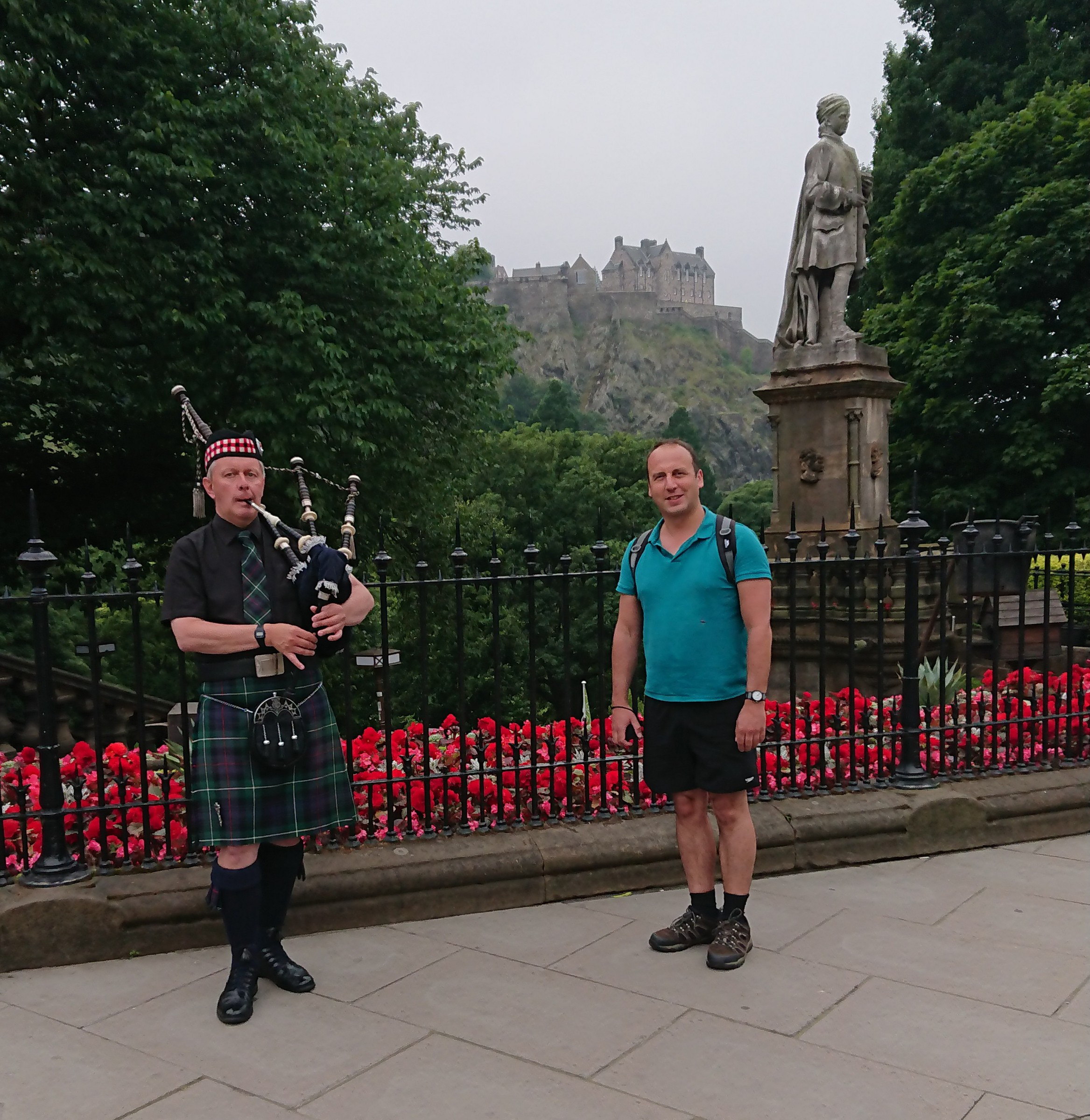 me-and-a-bagpipe-player-photo