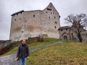 Me, Schloss Gutenberg
